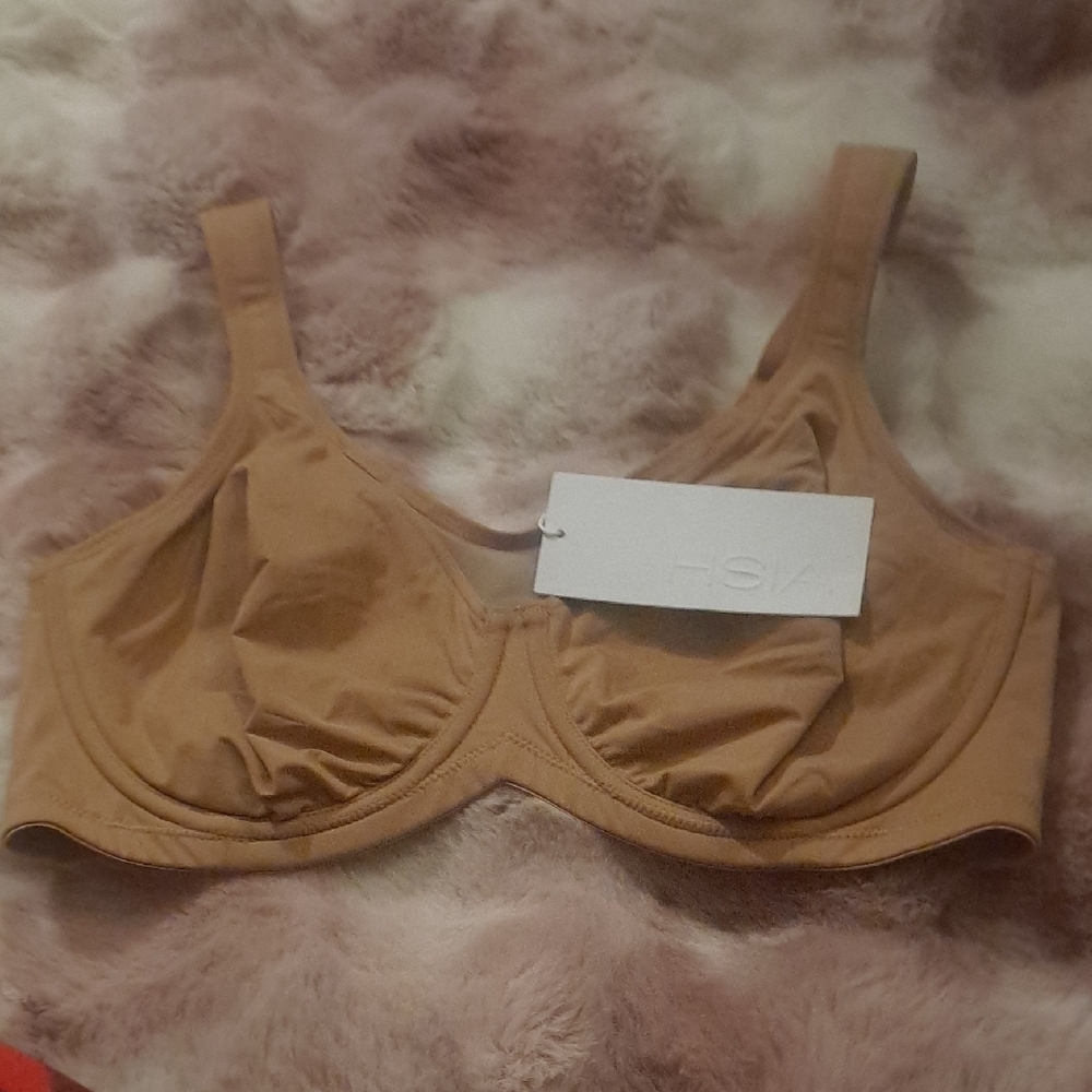 Everyday Support Underwire HSIA Bra in Nude